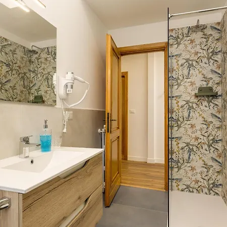 Giuliana Vatican Luxury Apartament Rzym